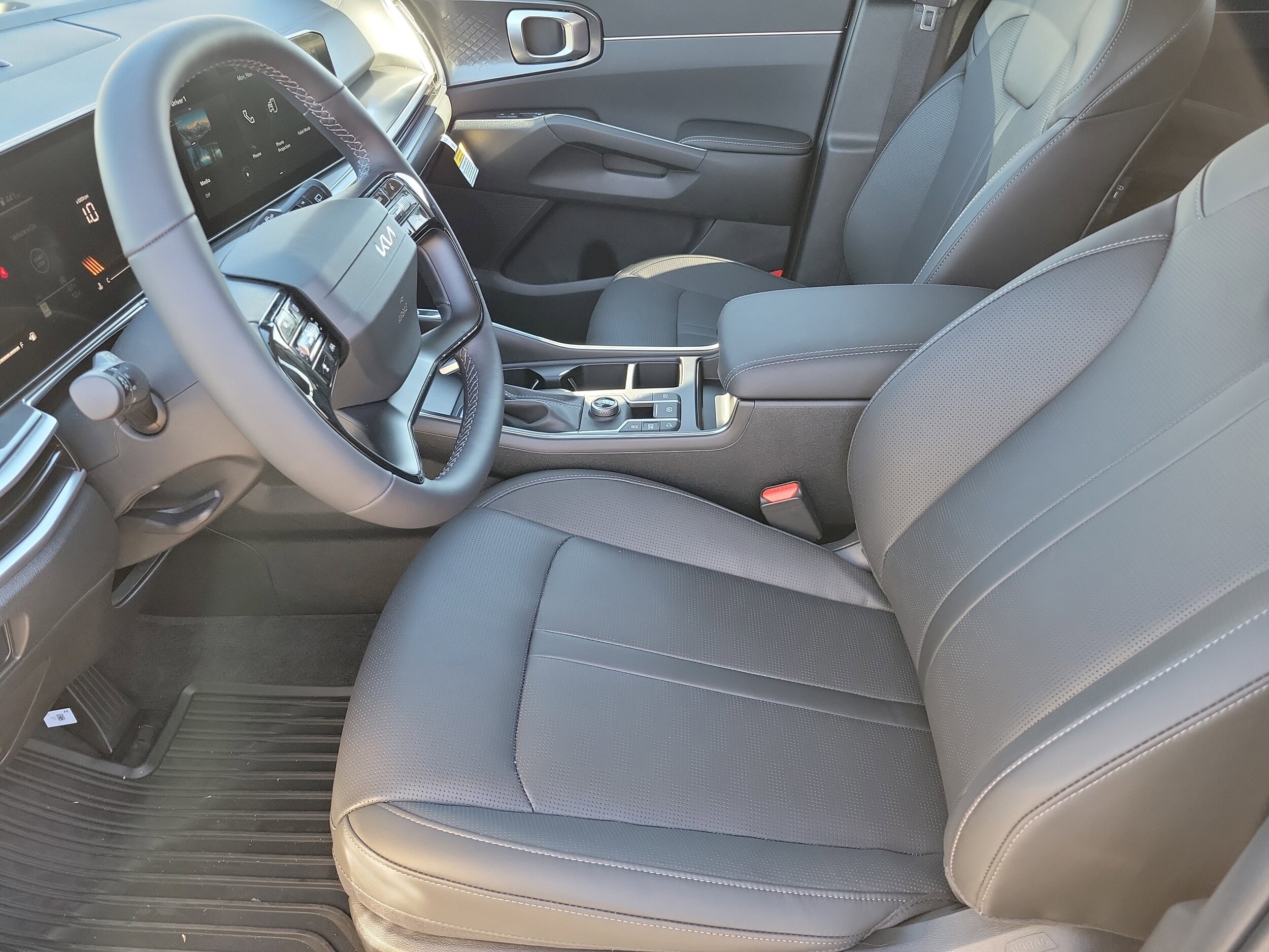 2026 Kia Sorento S photo 3