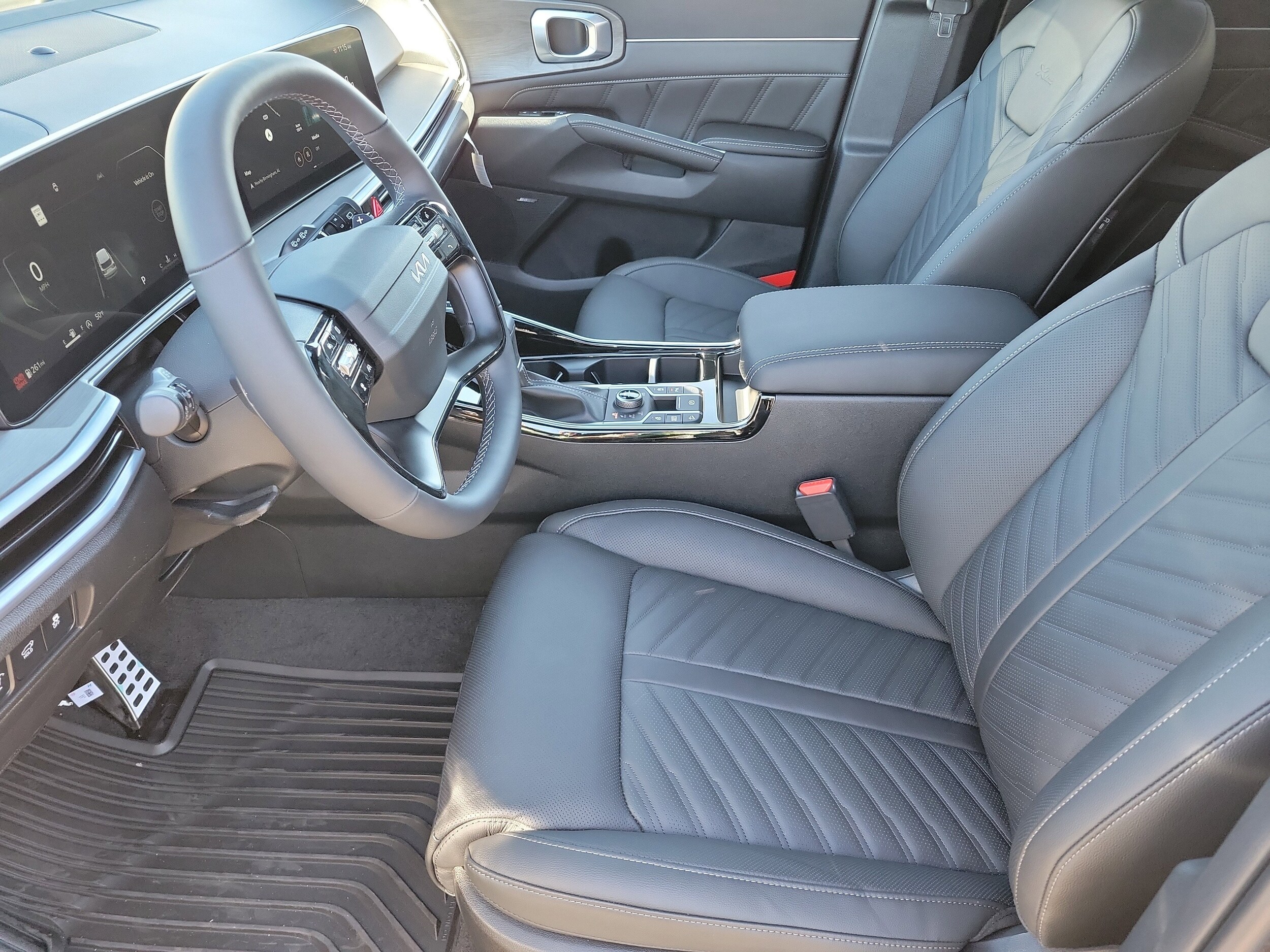 2026 Kia Sorento X-Line SX Prestige photo 2