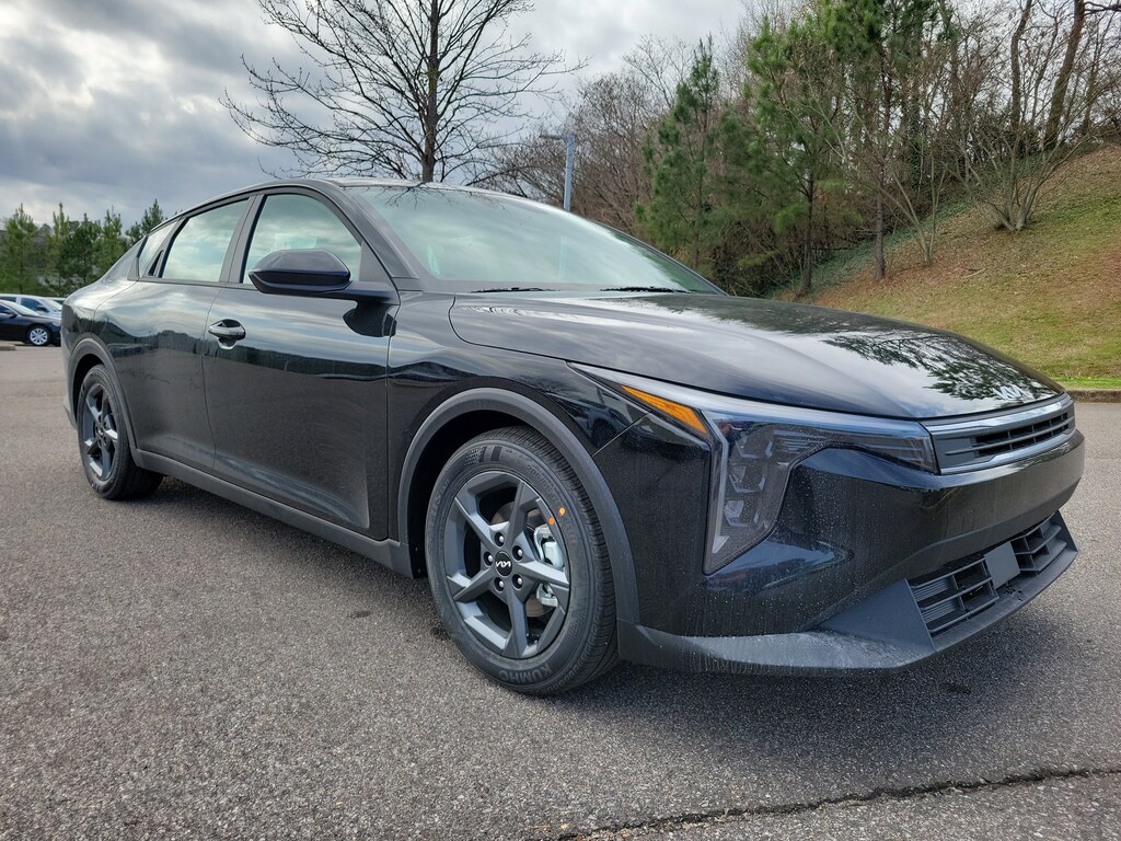 New 2026 Kia K4 LXS Sedan
