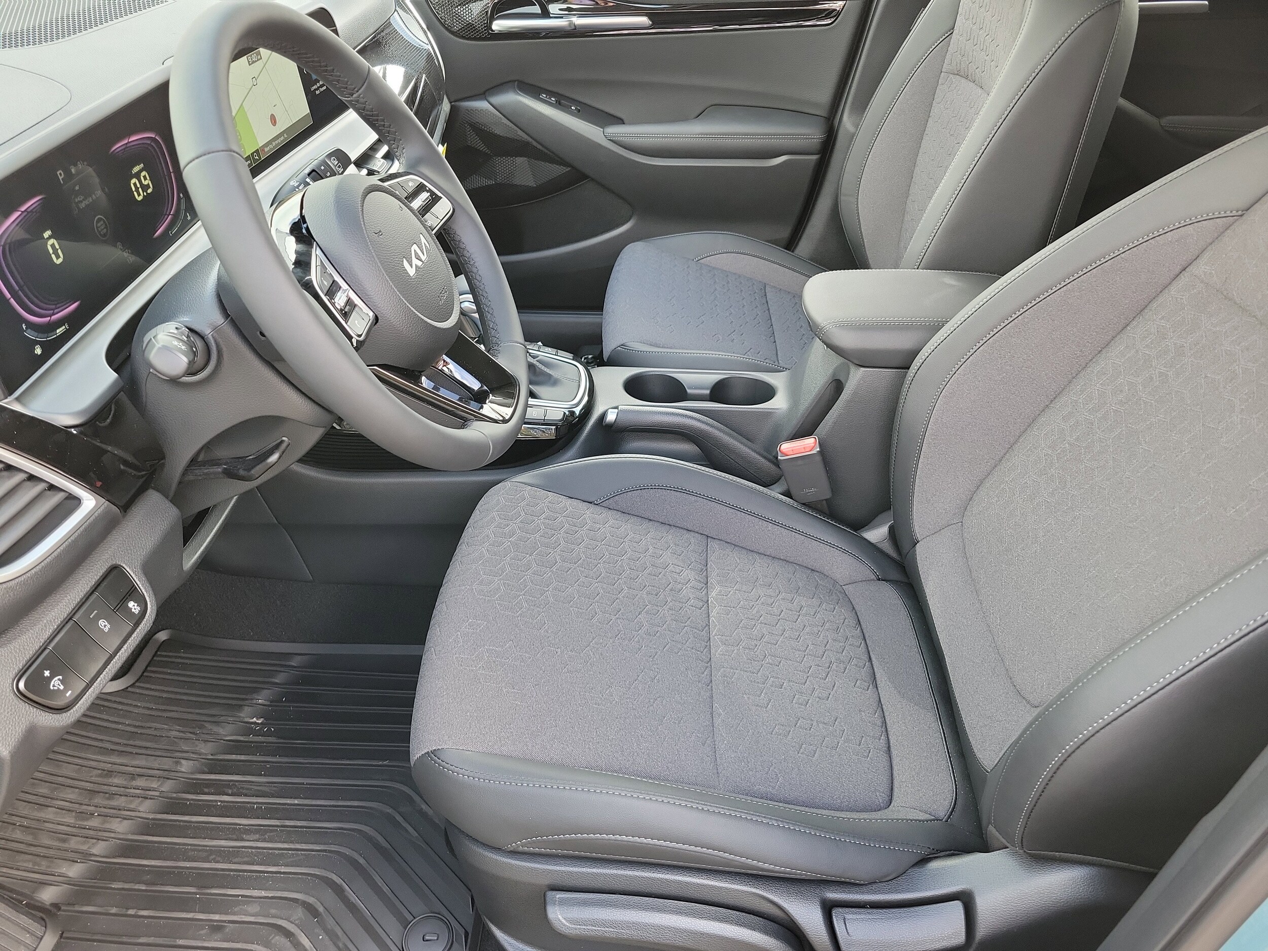 2026 Kia Seltos S photo 3