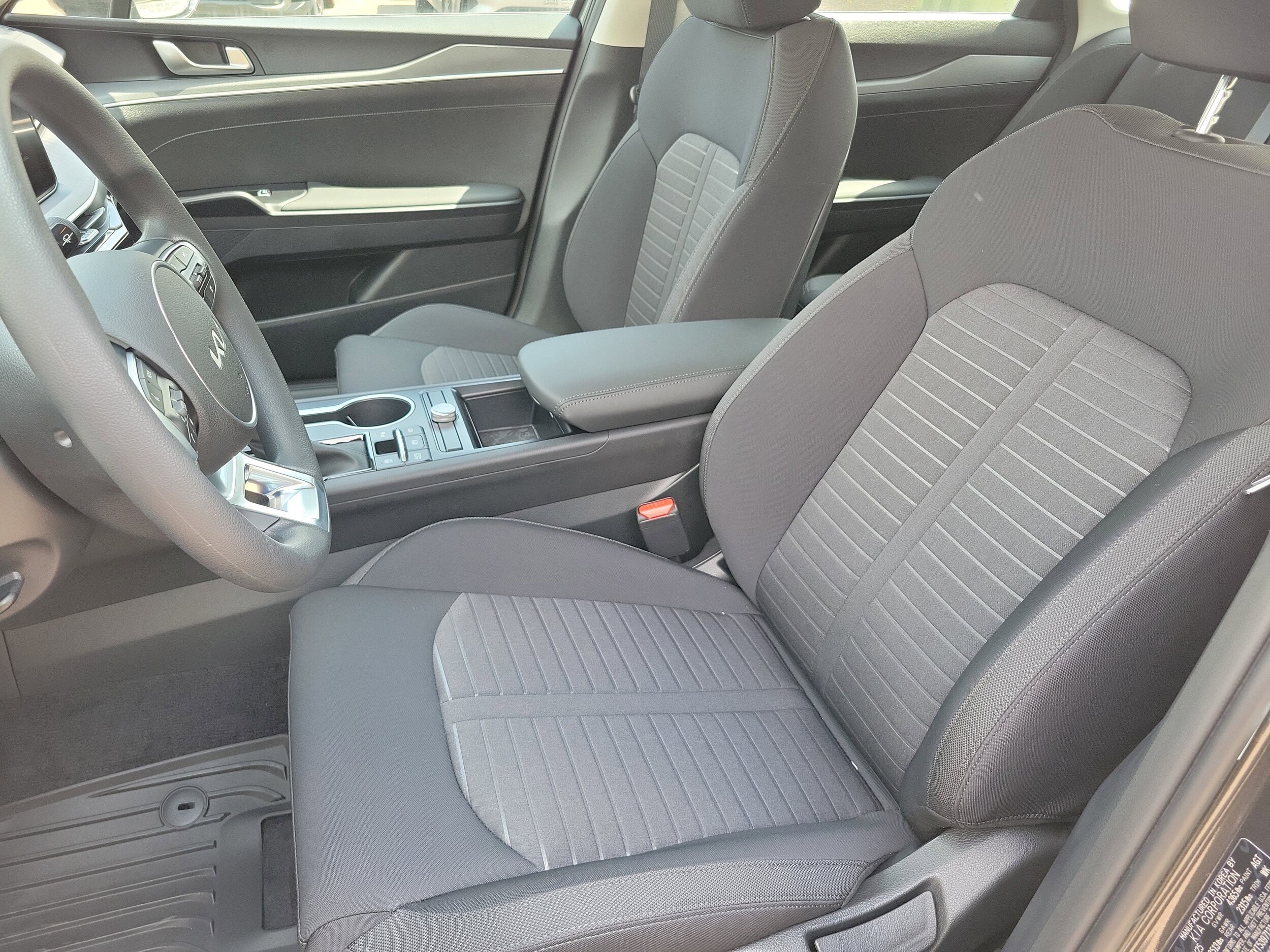 2026 Kia K5 LXS photo 4