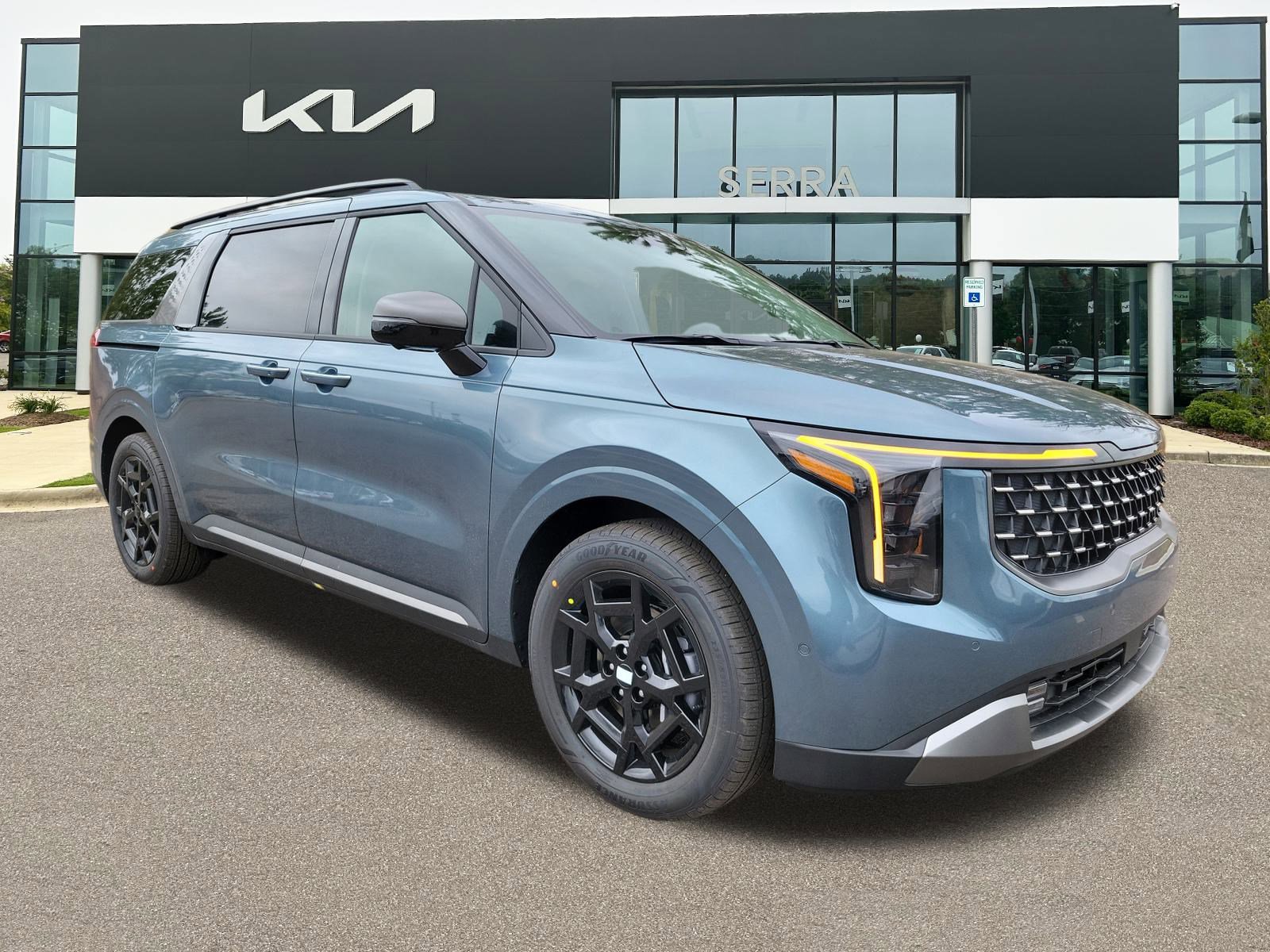 2026 Kia Carnival Hybrid Van Passenger Van 