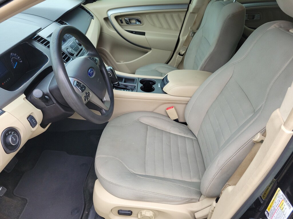 Used 2016 Ford Taurus SE Sedan