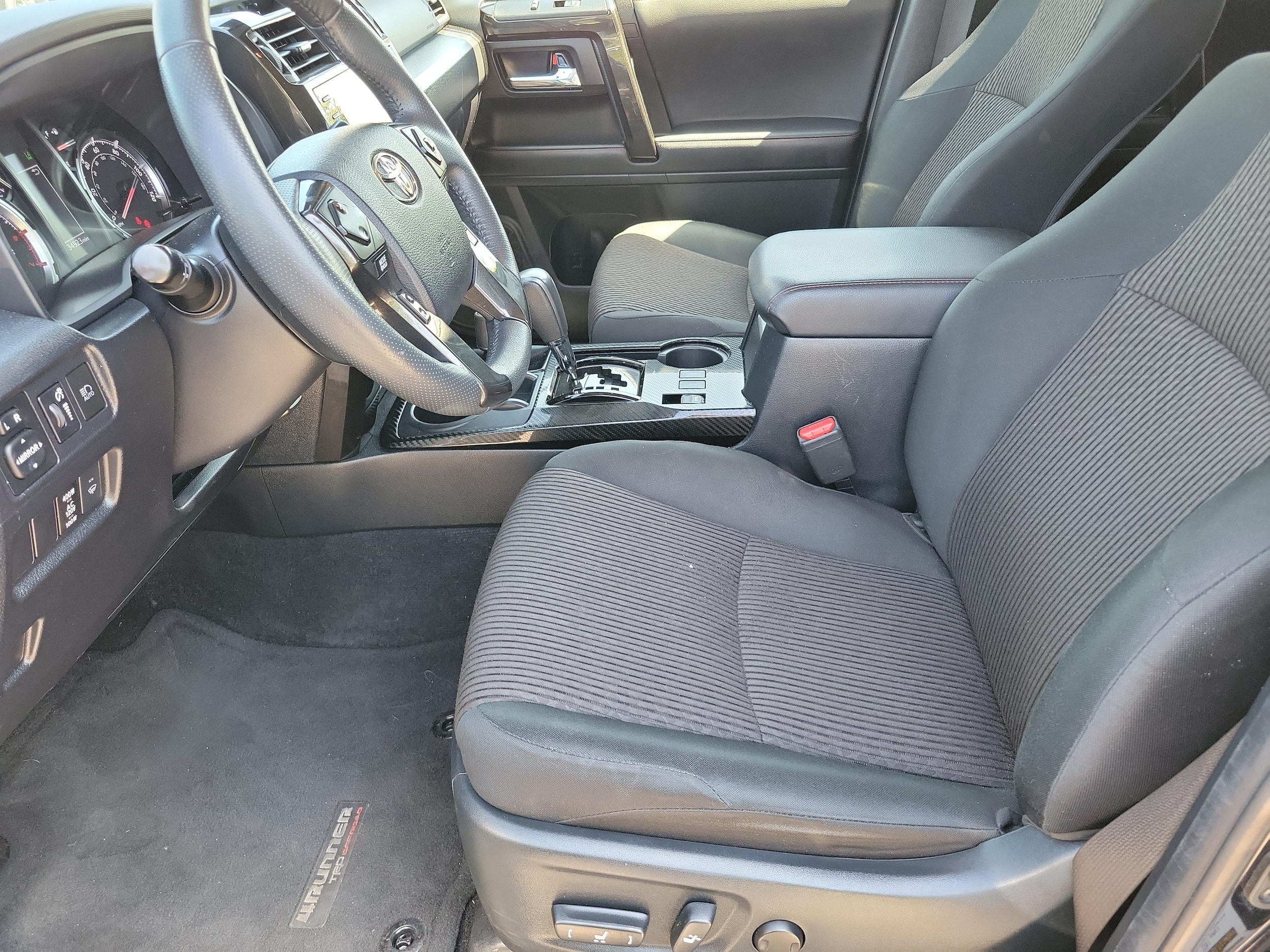 2024 Toyota 4Runner TRD Off-Road - Photo 10