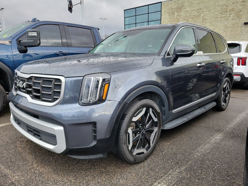 Used 2024 Kia Telluride S SUV