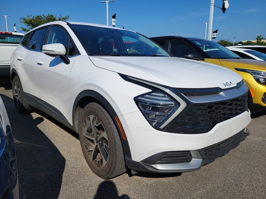 Used 2025 Kia Sportage EX SUV