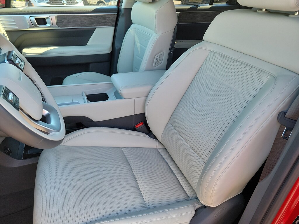 Used 2024 Hyundai Santa Fe Hybrid Calligraphy SUV