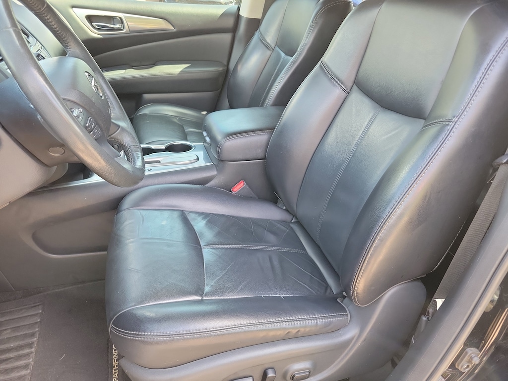 Used 2018 Nissan Pathfinder SL SUV