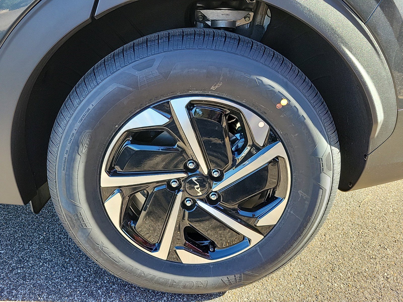 2025 Kia Sportage LX Hybrid - Photo 25