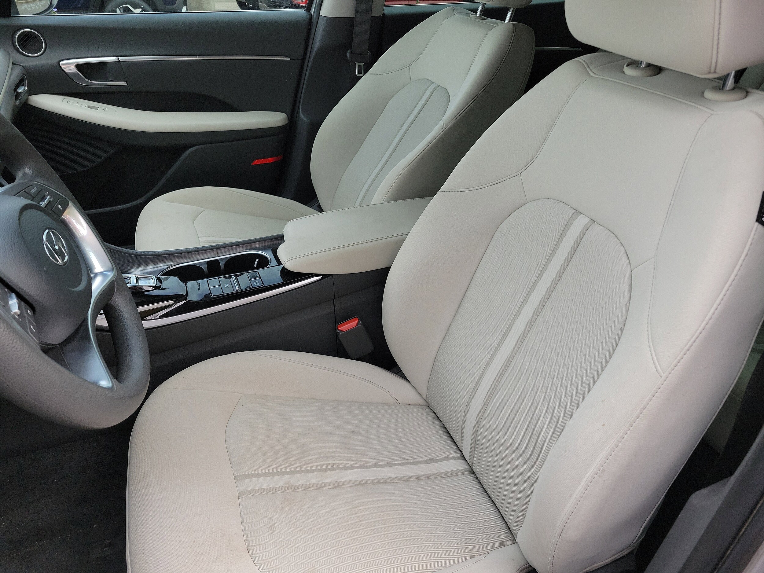 2023 Hyundai Sonata SEL photo 2