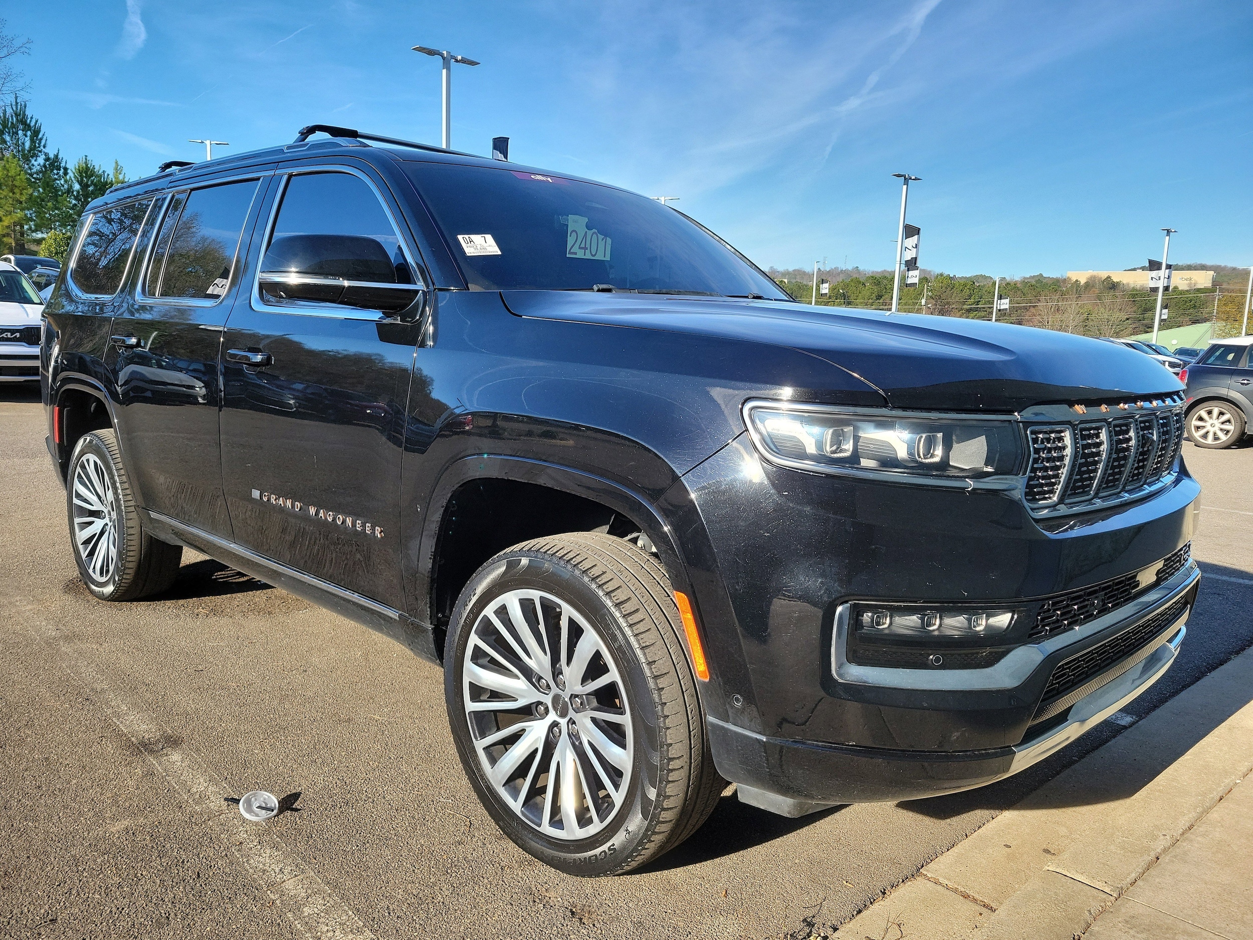 2023 Jeep Grand Wagoneer Series III's photo