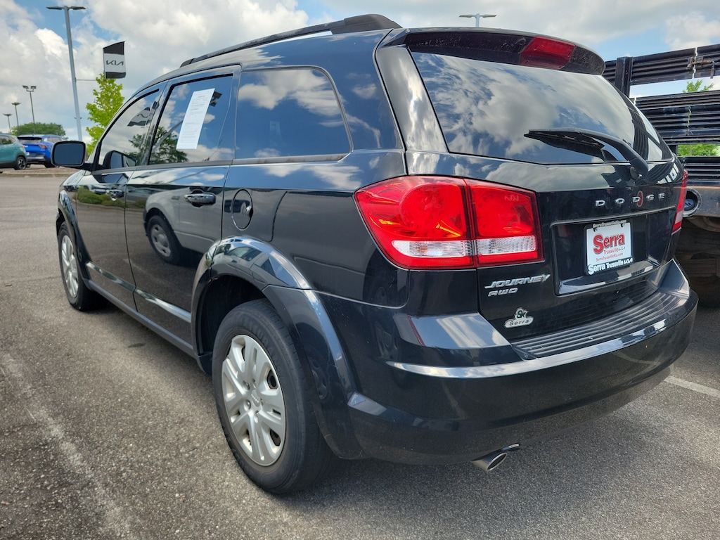 Used 2017 Dodge Journey SE SUV