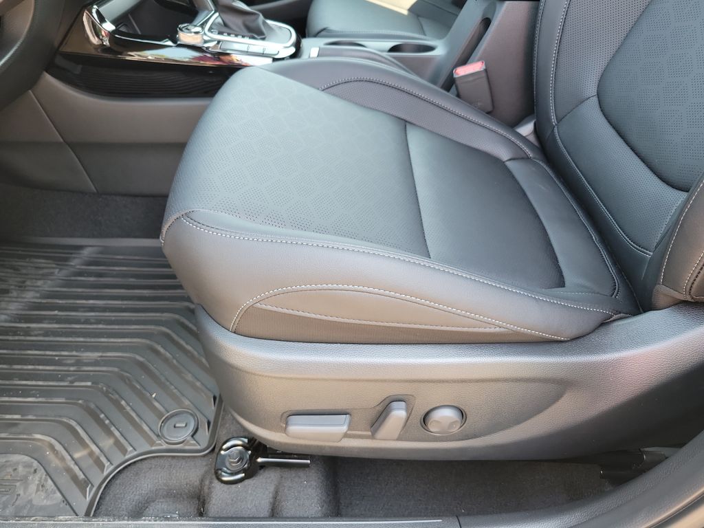 2026 Kia Seltos EX - Photo 11