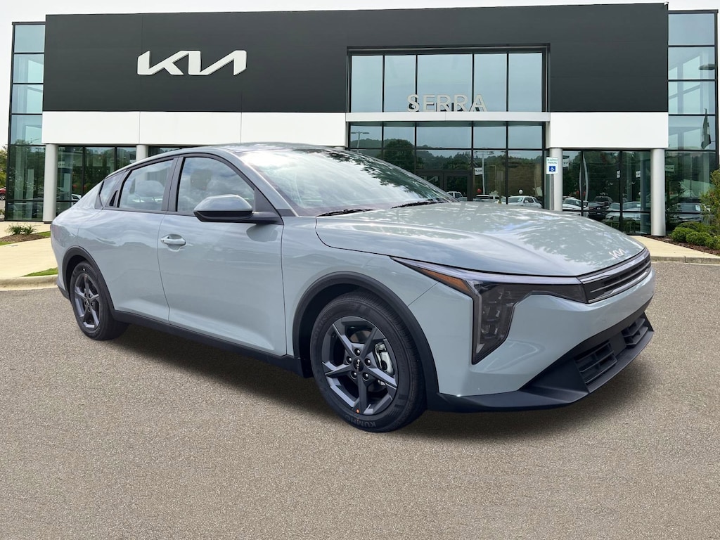 New 2025 Kia K4 LXS Sedan
