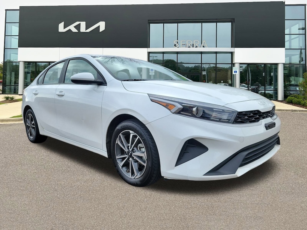 Used 2024 Kia Forte LXS Sedan