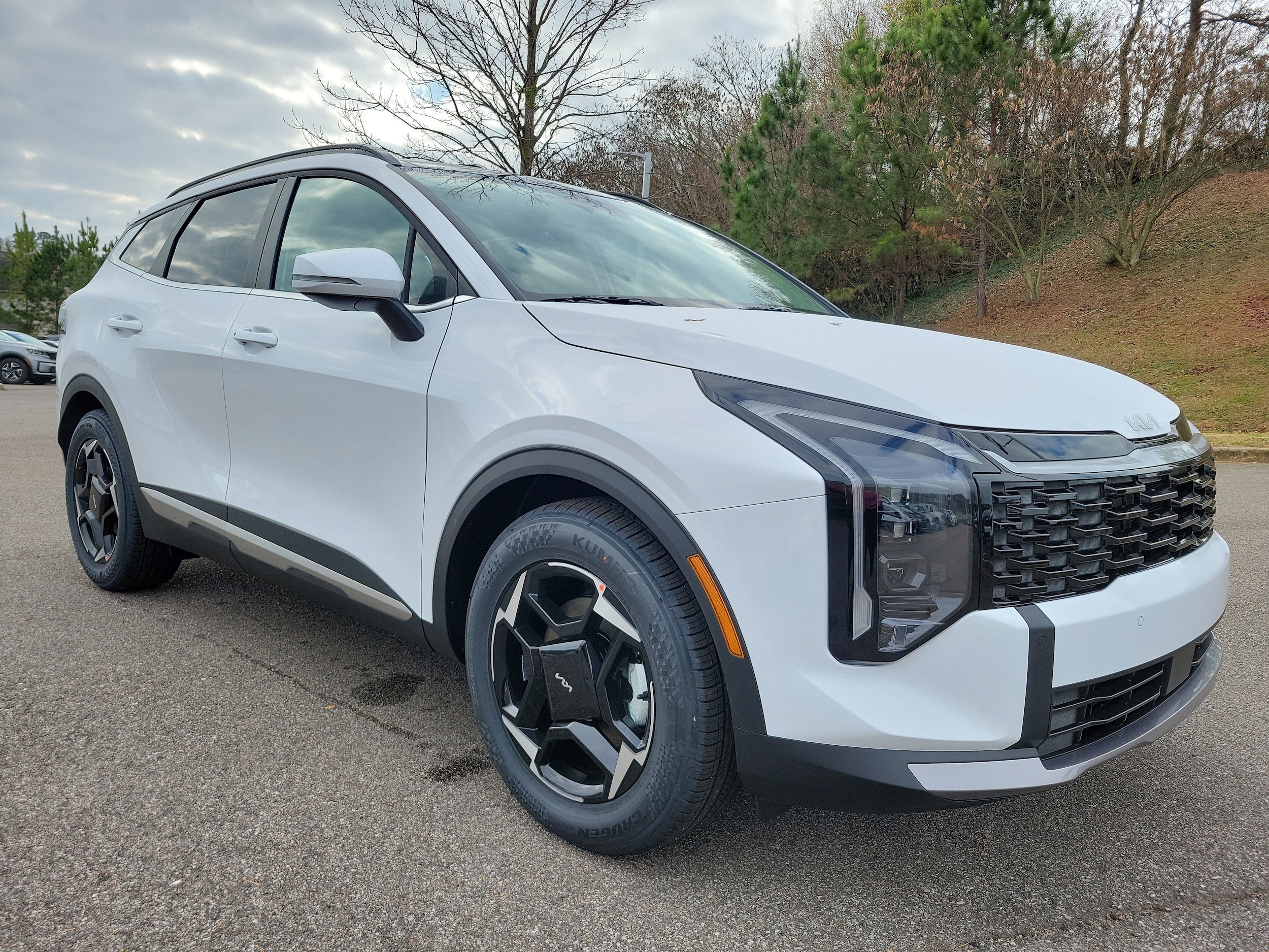 2026 Kia Sportage EX's photo