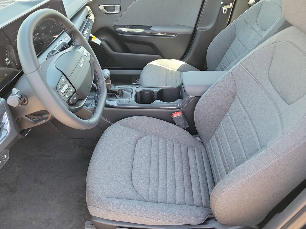 New 2025 Kia K4 EX Sedan