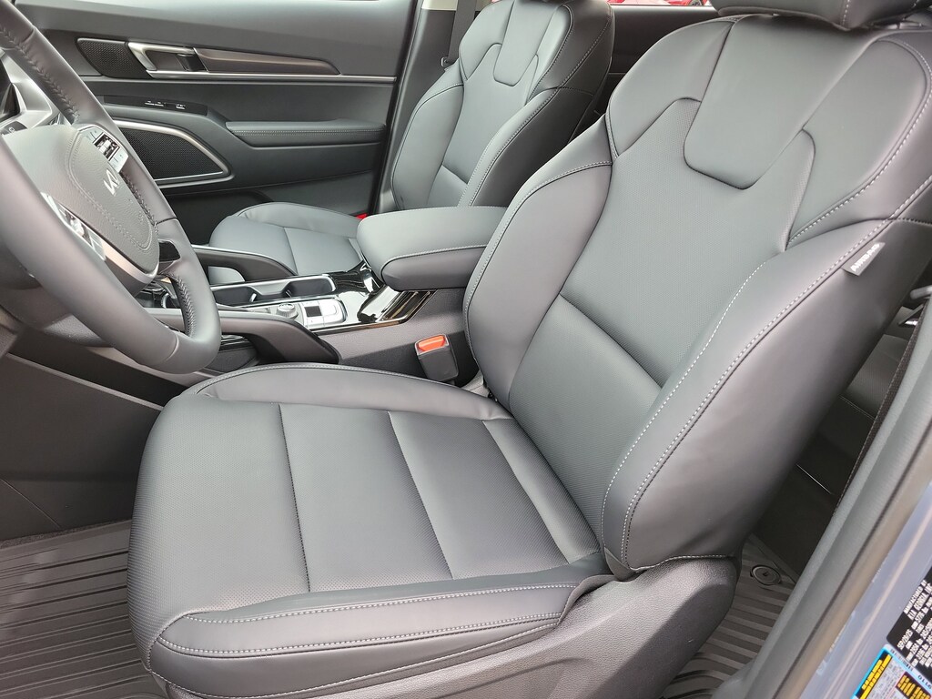 New 2025 Kia Telluride S SUV