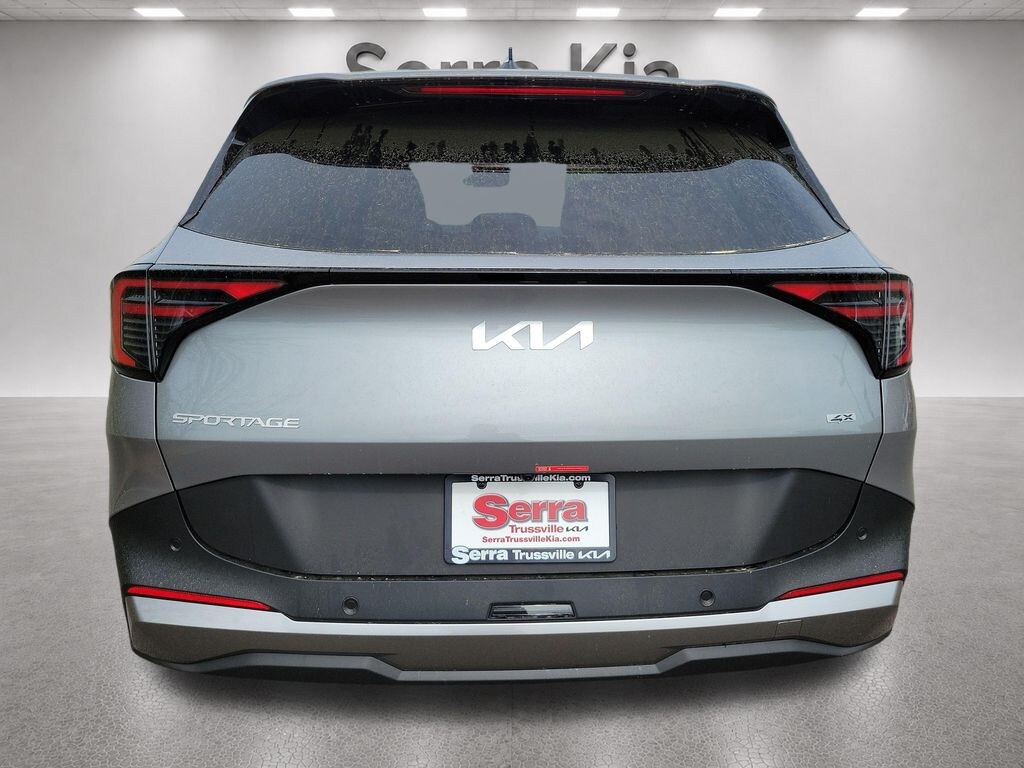 New 2026 Kia Sportage LX SUV