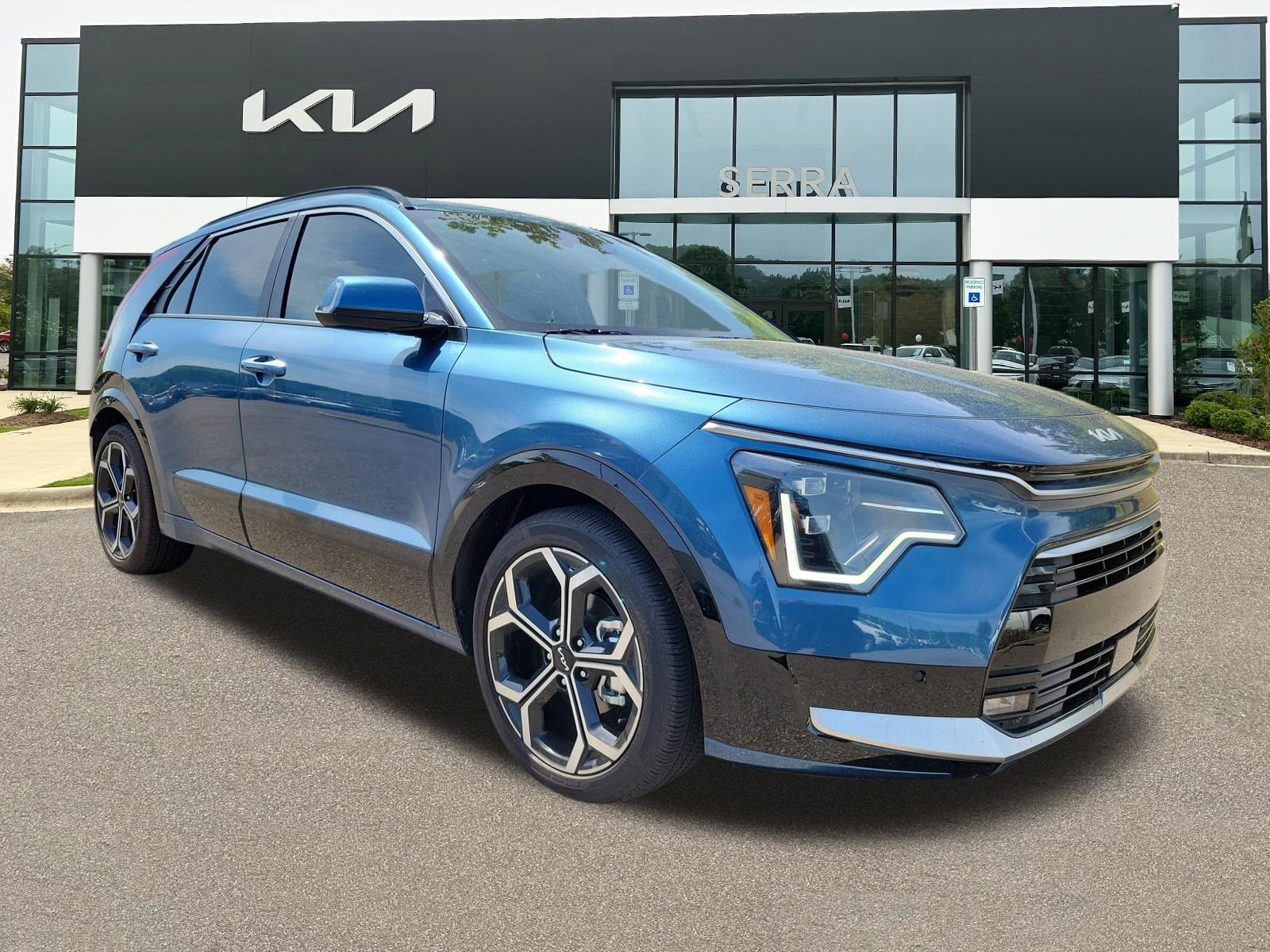2024 Kia Niro SX Touring PHEV's photo
