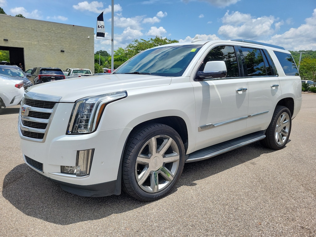 Used 2018 CADILLAC Escalade Luxury SUV