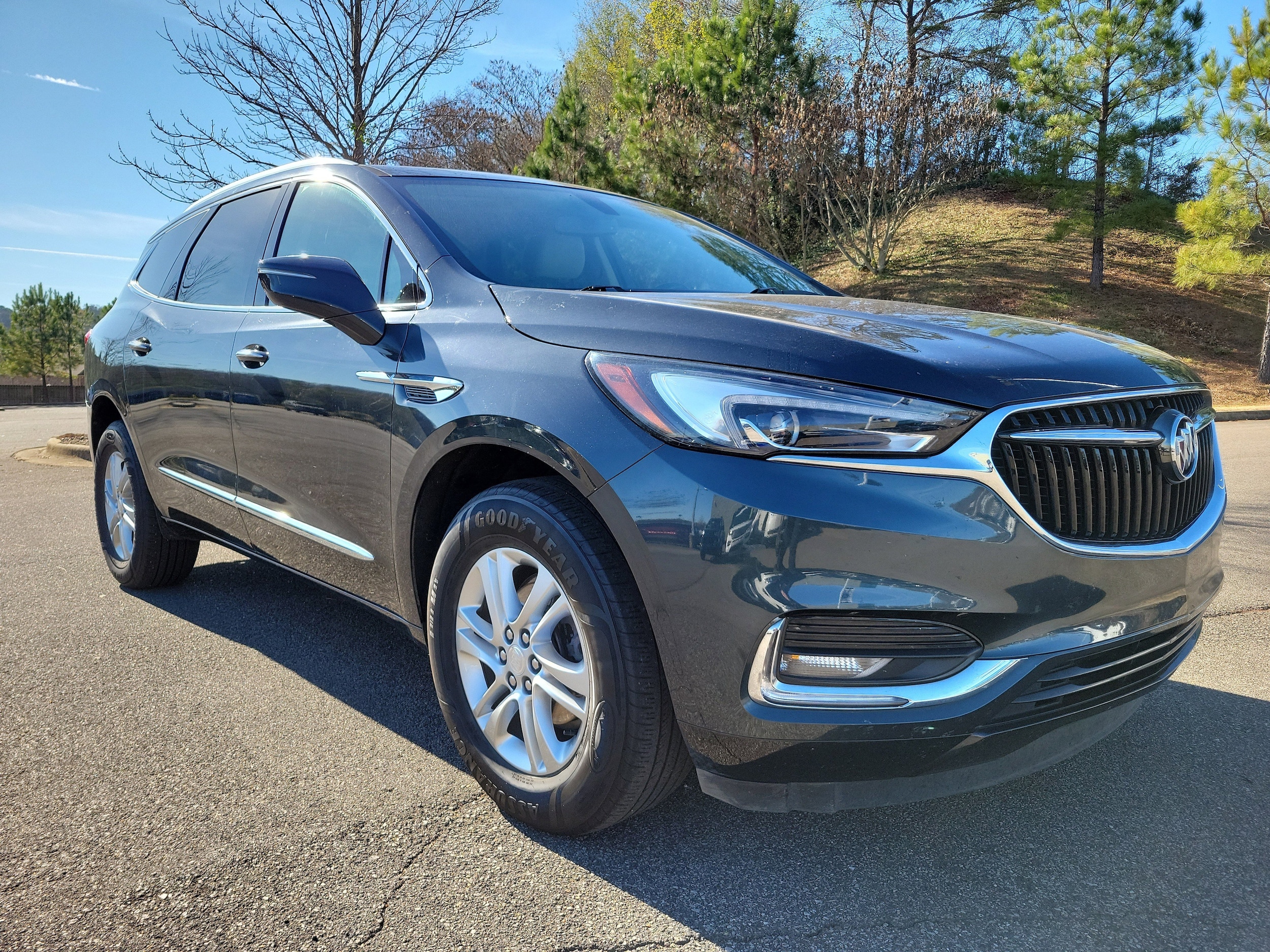 2021 Buick Enclave Essence's photo
