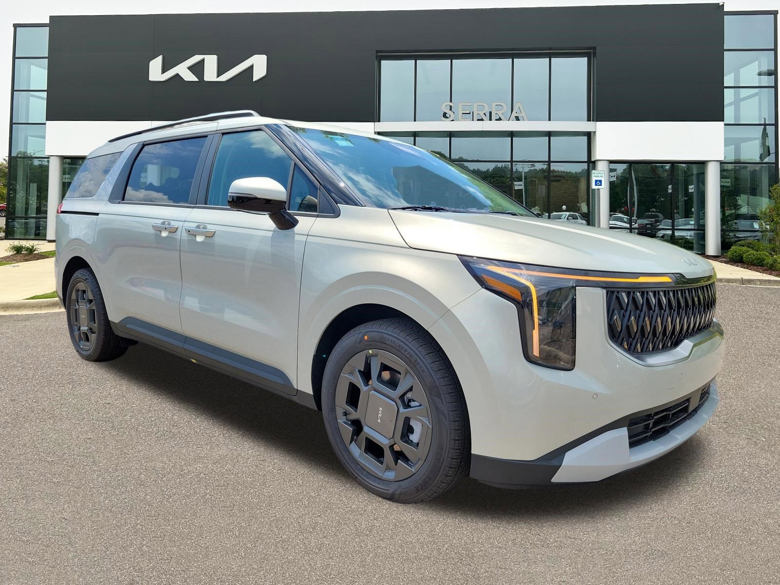 2026 Kia Sedona EX HEV's photo