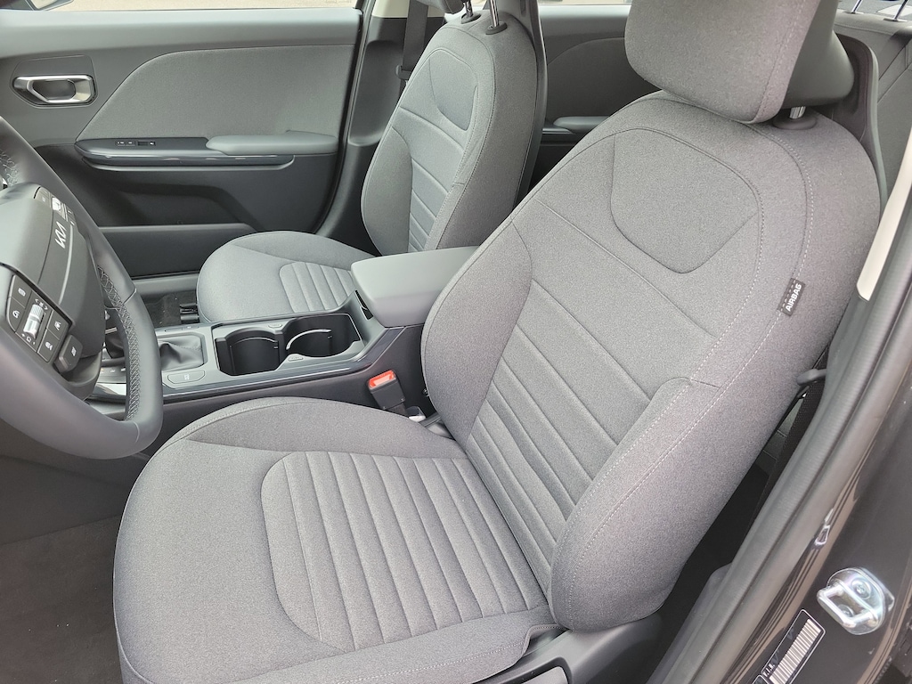 New 2025 Kia K4 EX Sedan