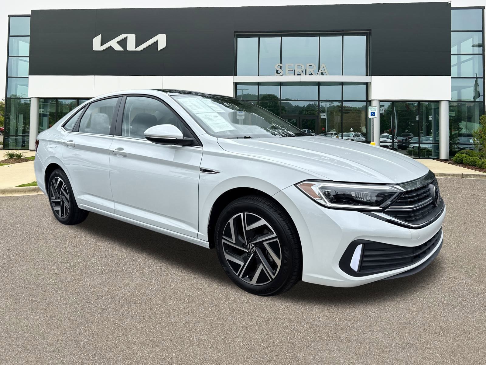 2024 Volkswagen Jetta SEL's photo