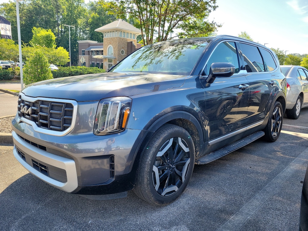Used 2024 Kia Telluride S SUV