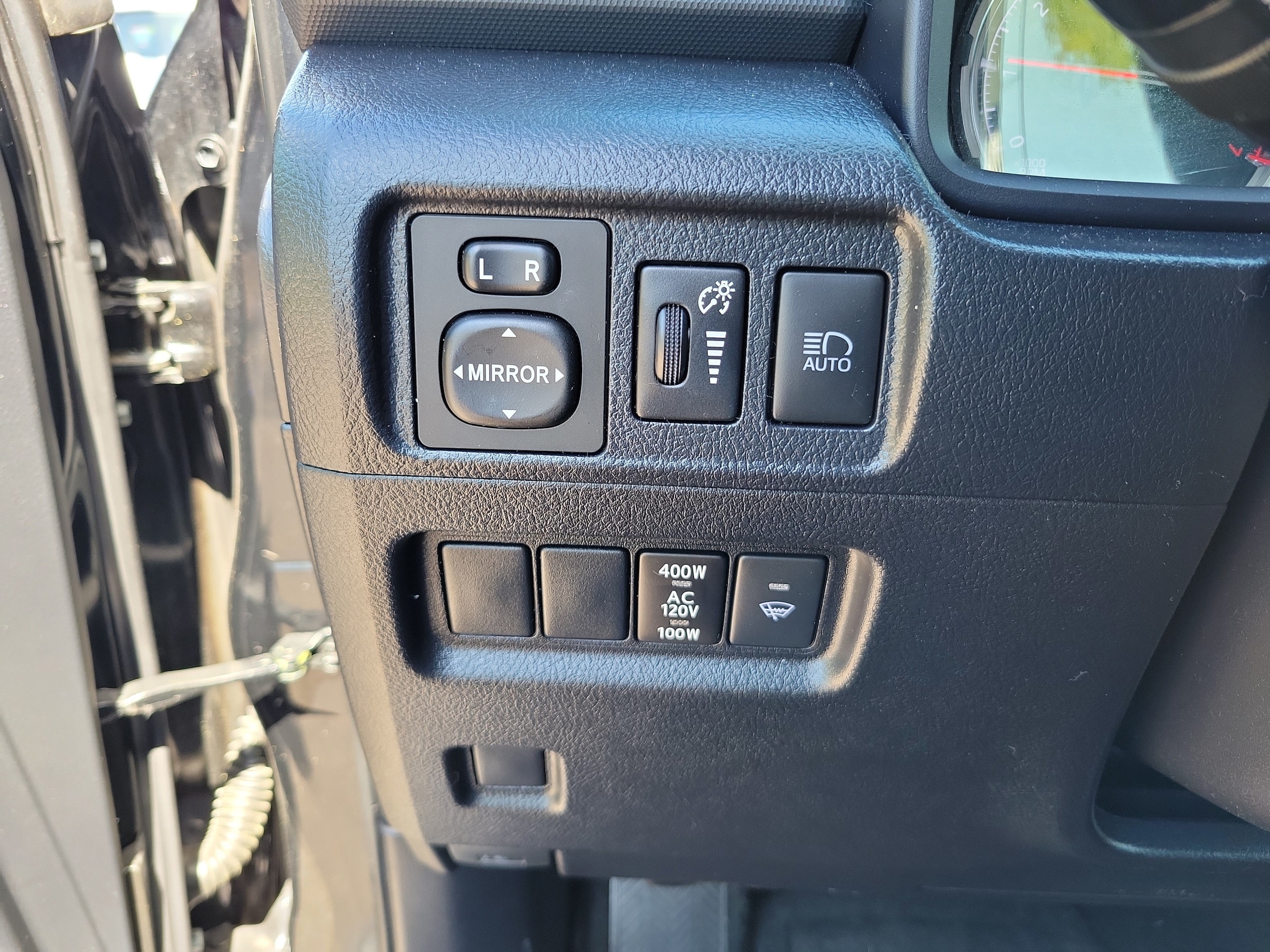2024 Toyota 4Runner TRD Off-Road - Photo 28