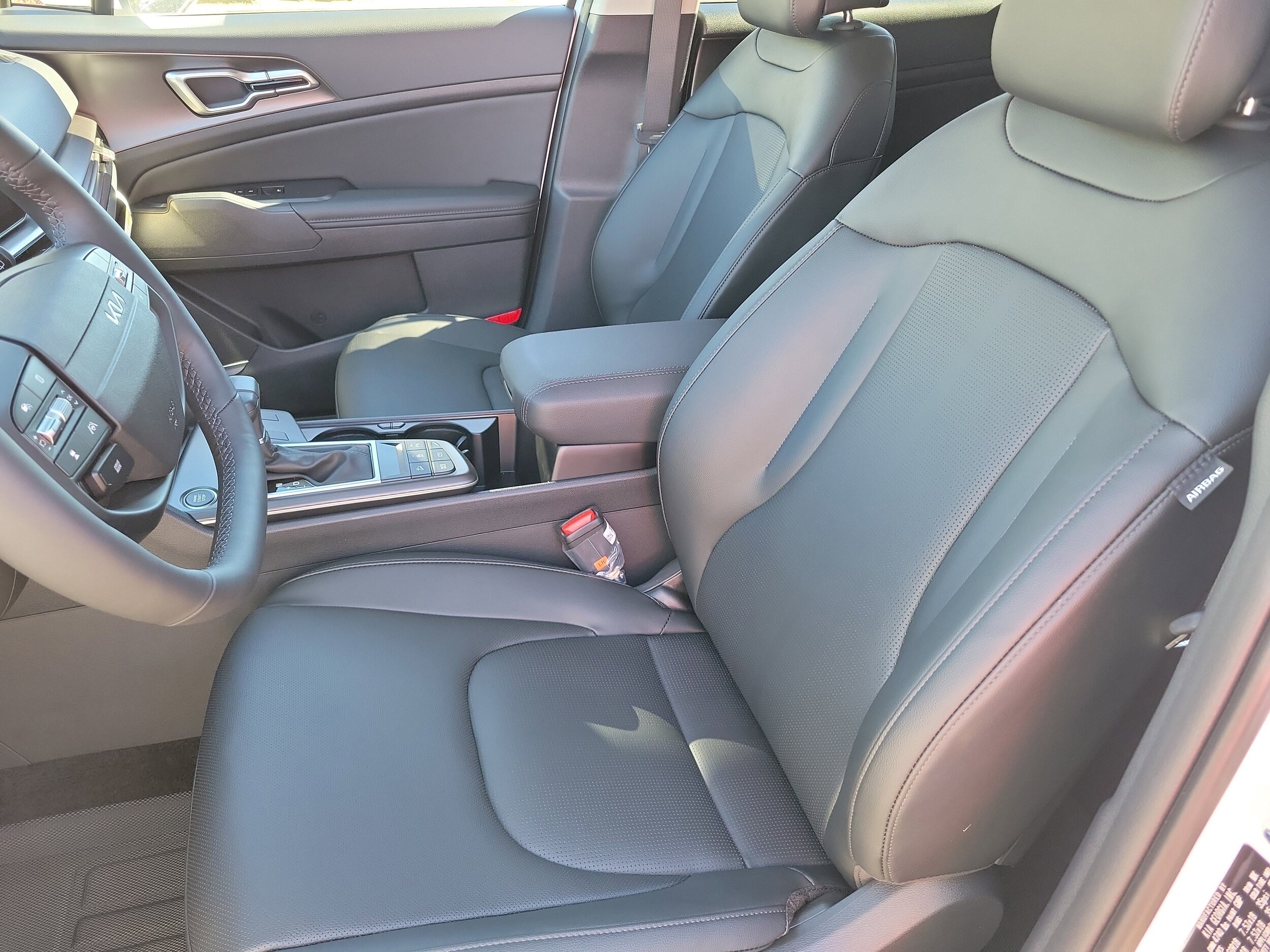 2026 Kia Sportage EX photo 4