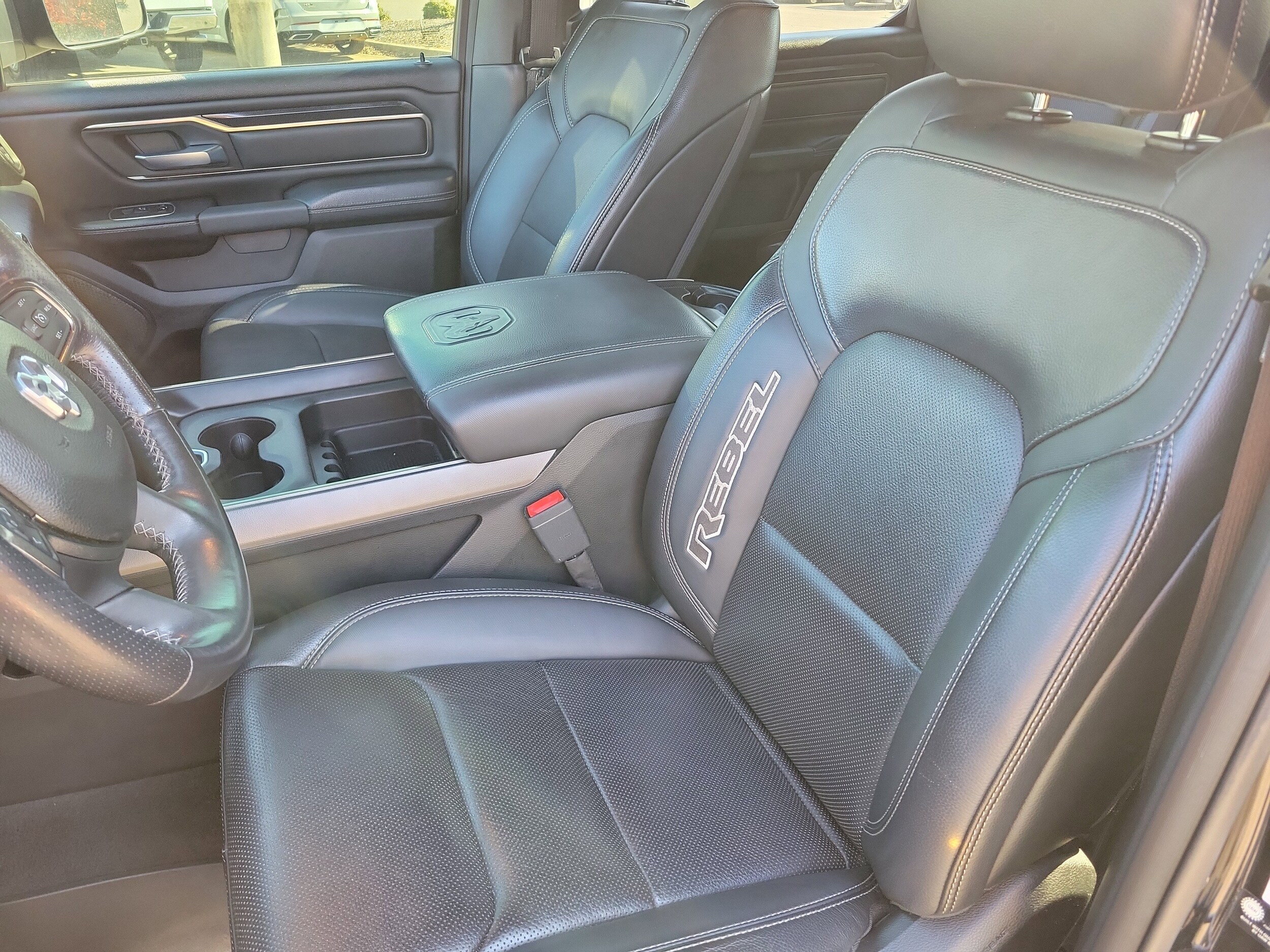 2021 Ram 1500 Rebel photo 4