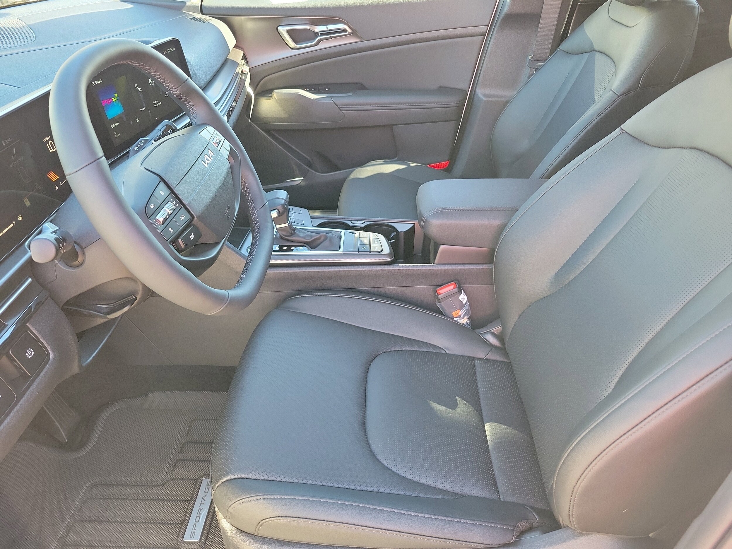 2026 Kia Sportage EX photo 3