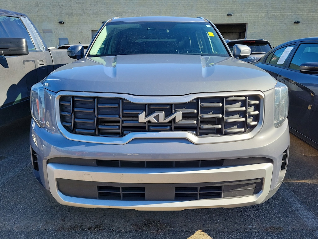 Used 2025 Kia Telluride S SUV