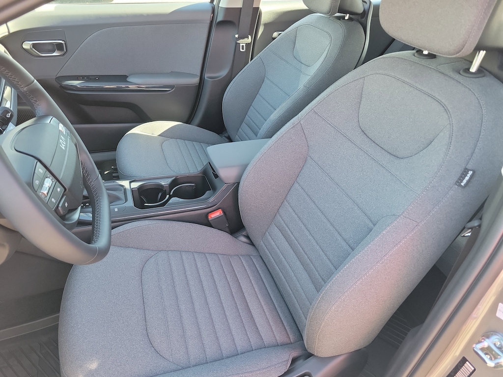 New 2025 Kia K4 EX Sedan