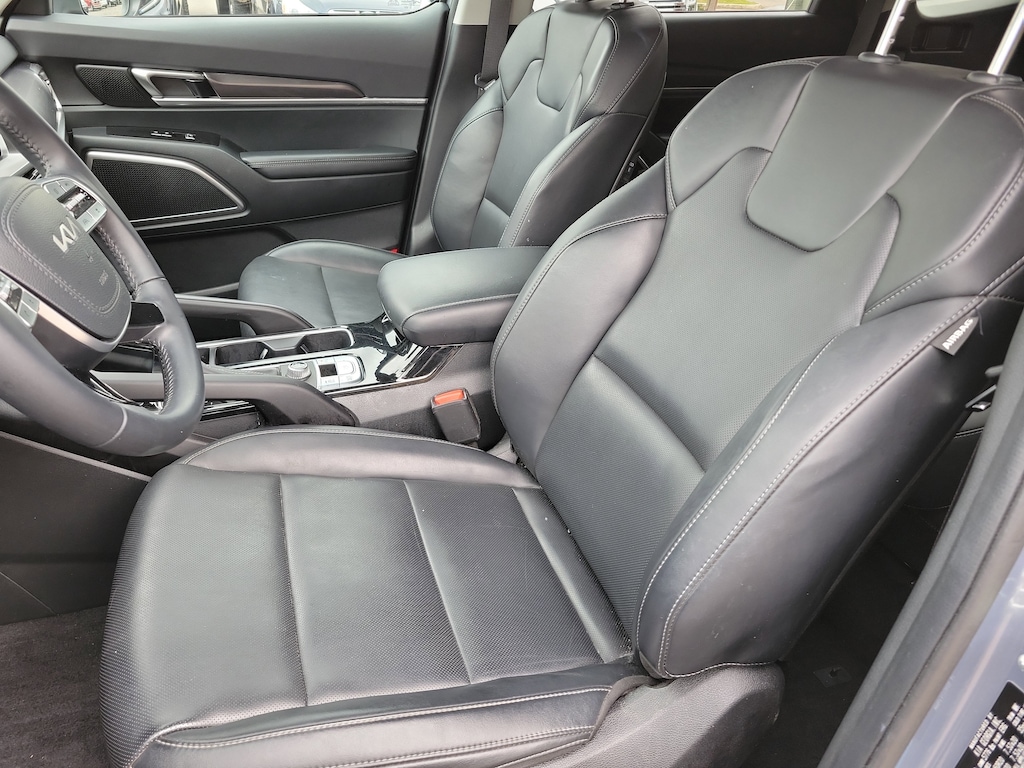 Used 2025 Kia Telluride S SUV