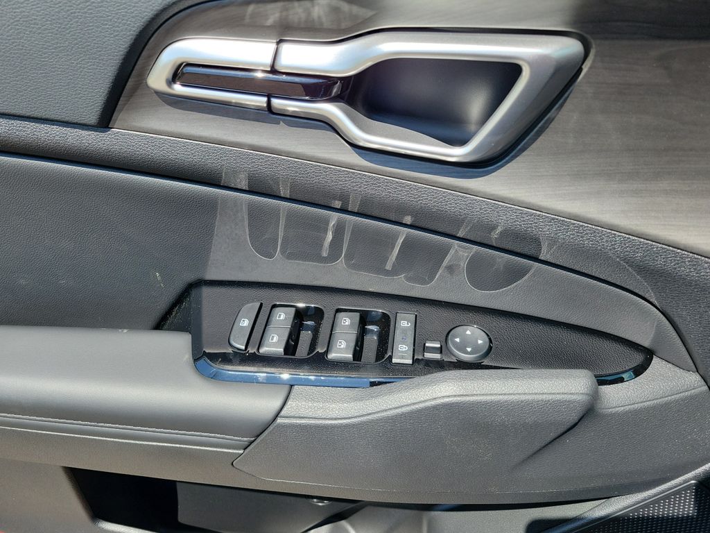 2025 Kia Sportage X-Line - Photo 29