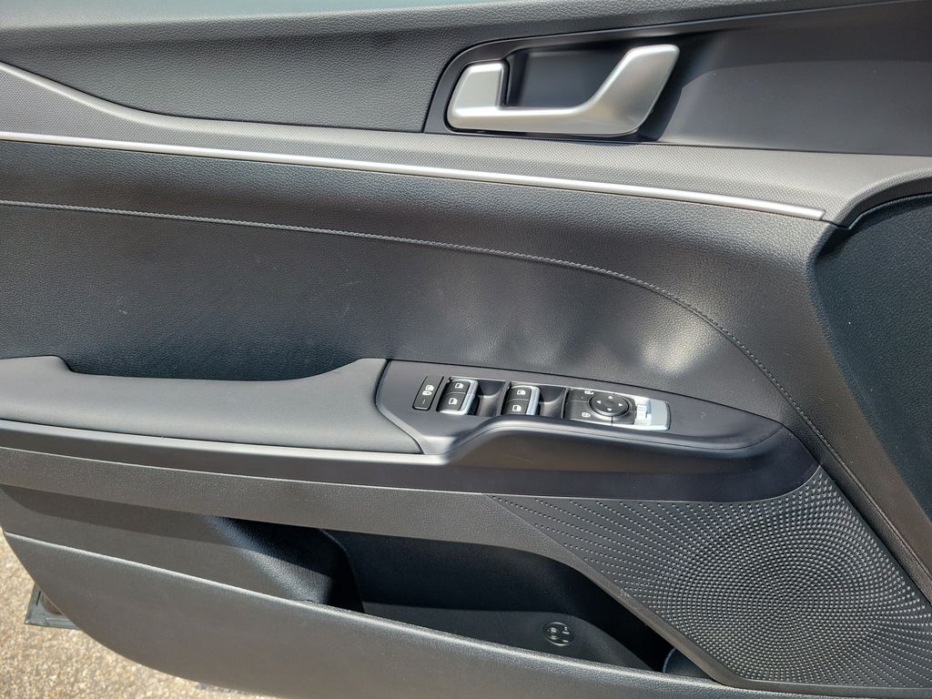 2026 Kia K5 LXS - Photo 22