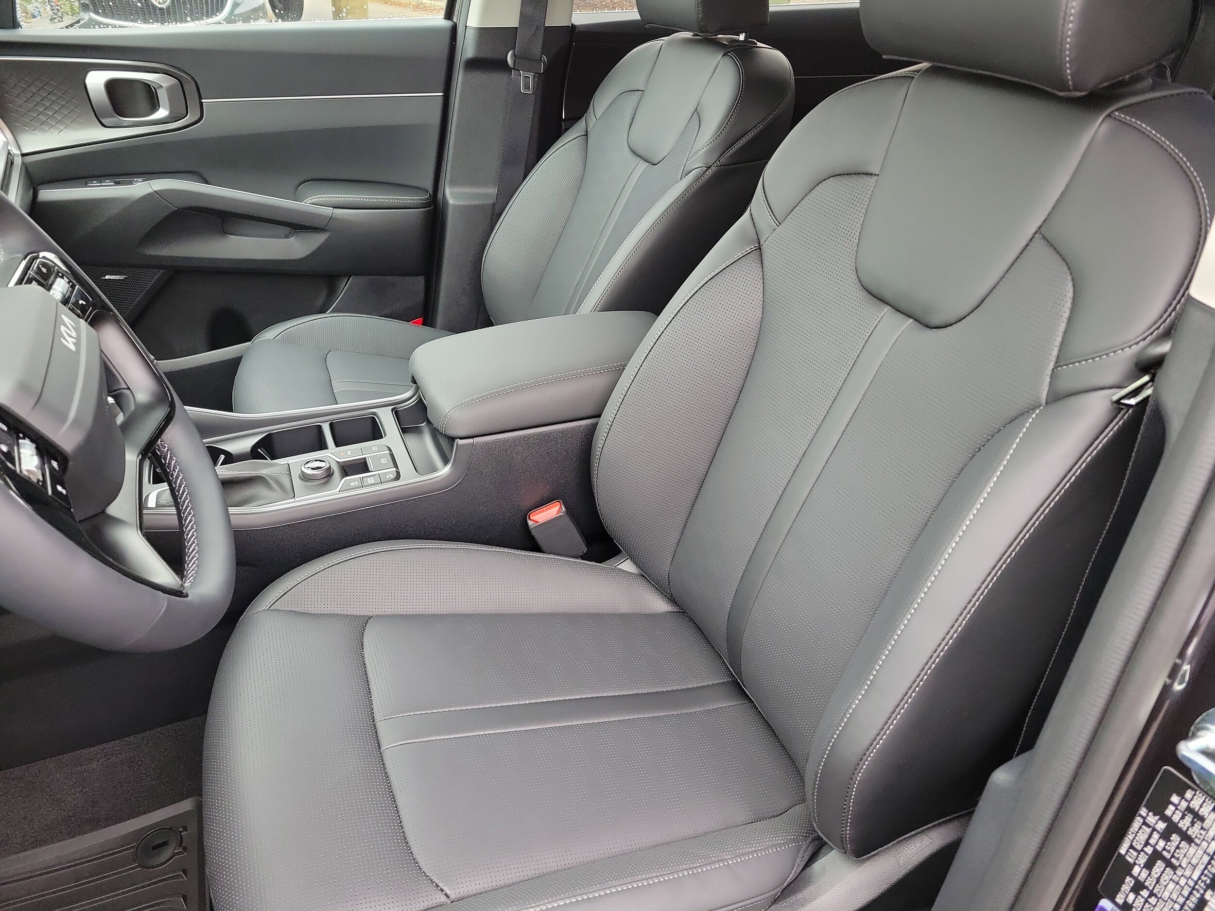 2026 Kia Sorento EX photo 2