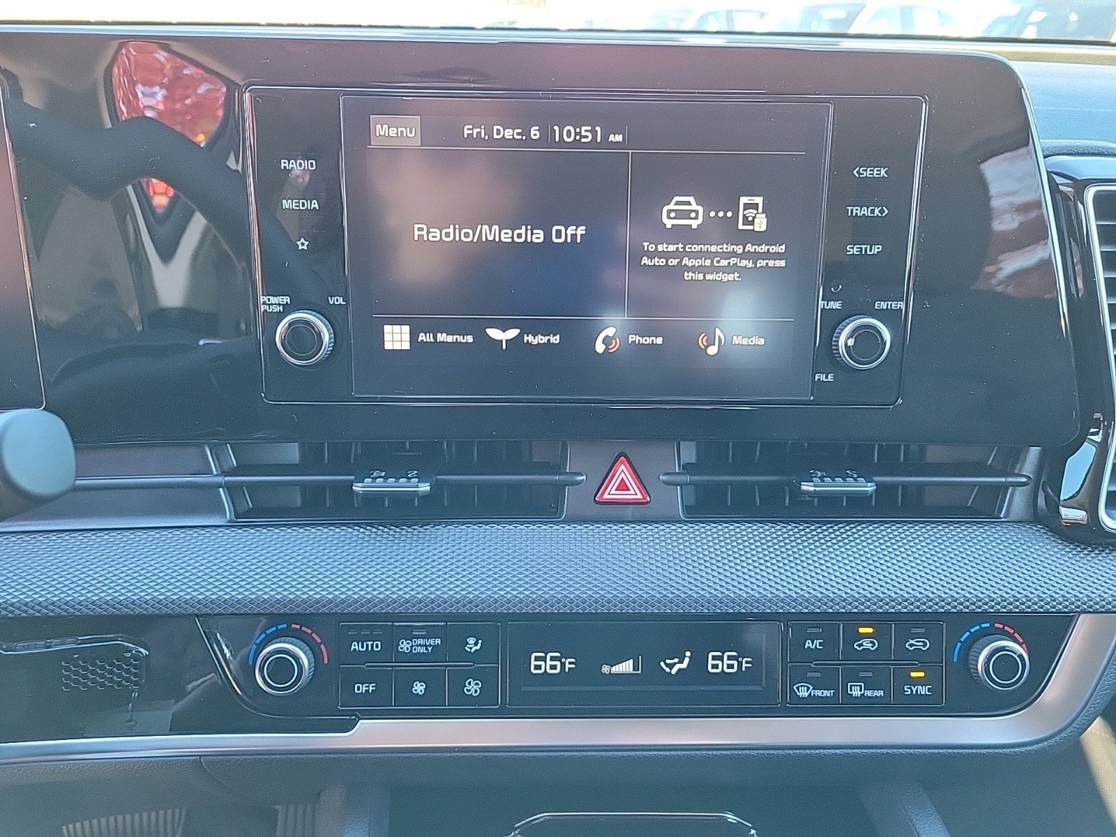 2025 Kia Sportage LX Hybrid - Photo 8