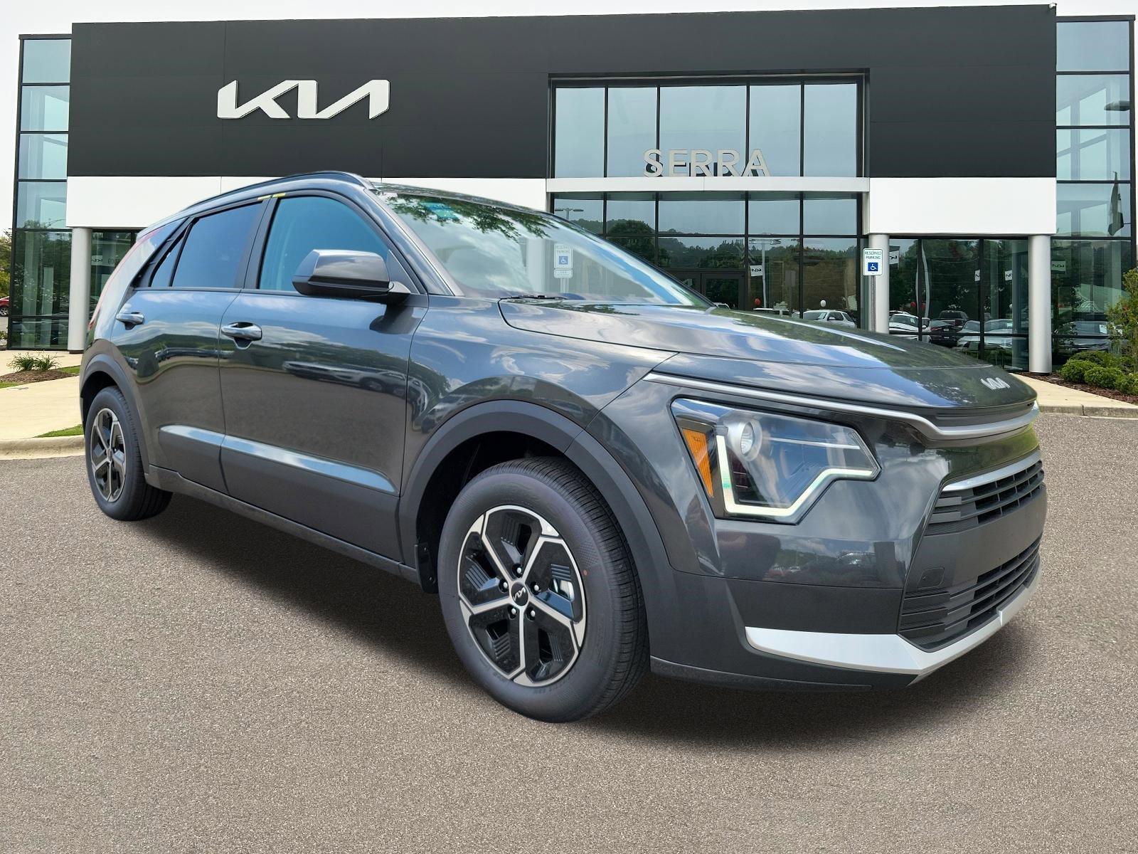 2026 Kia Niro LX HEV's photo