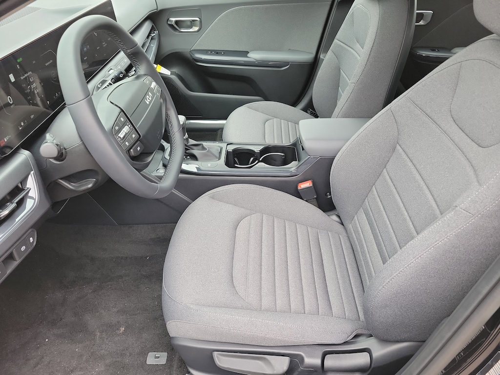 New 2025 Kia K4 EX Sedan