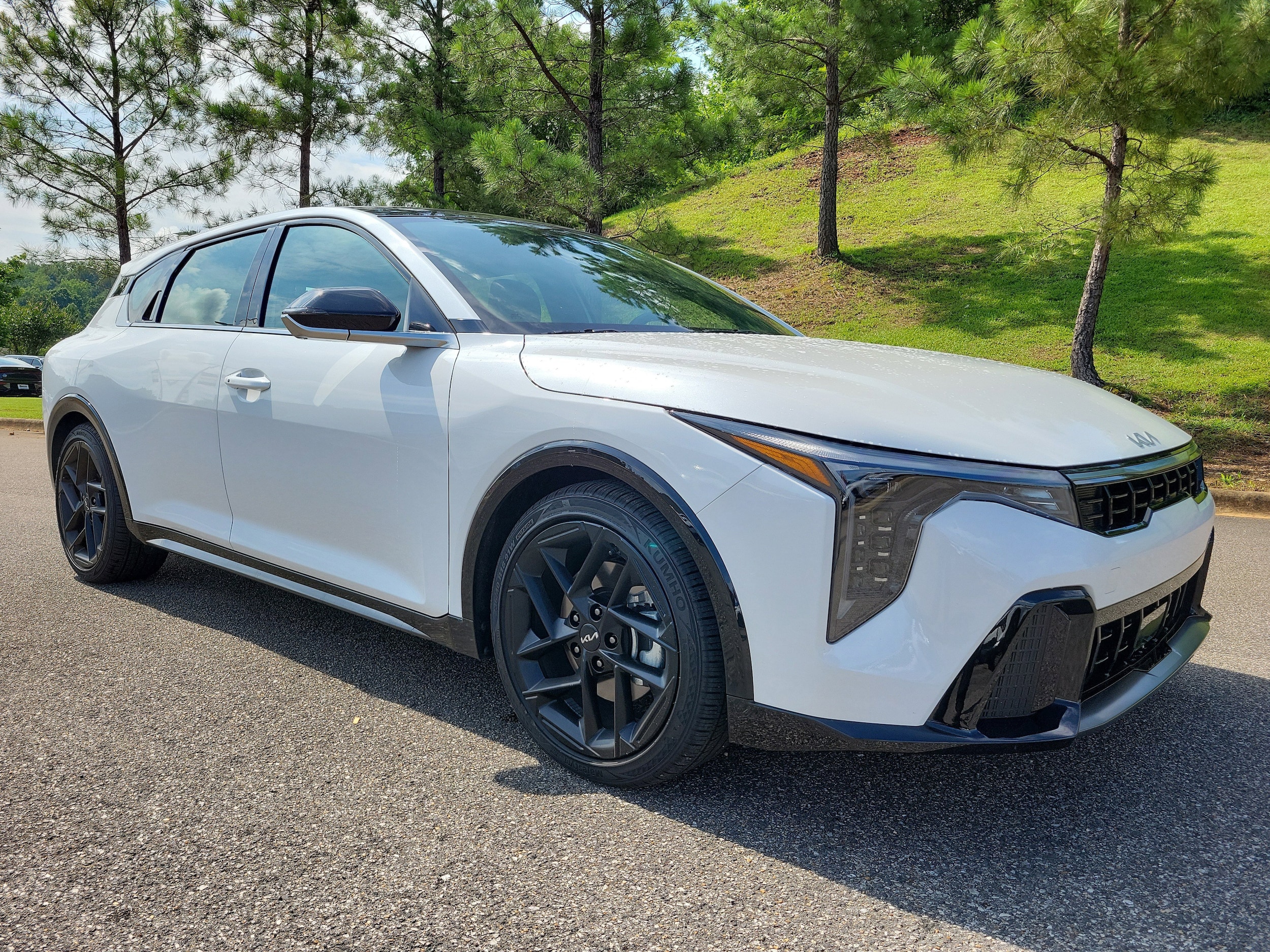 2026 Kia K4 GT-Line Turbo AT Hatchback's photo