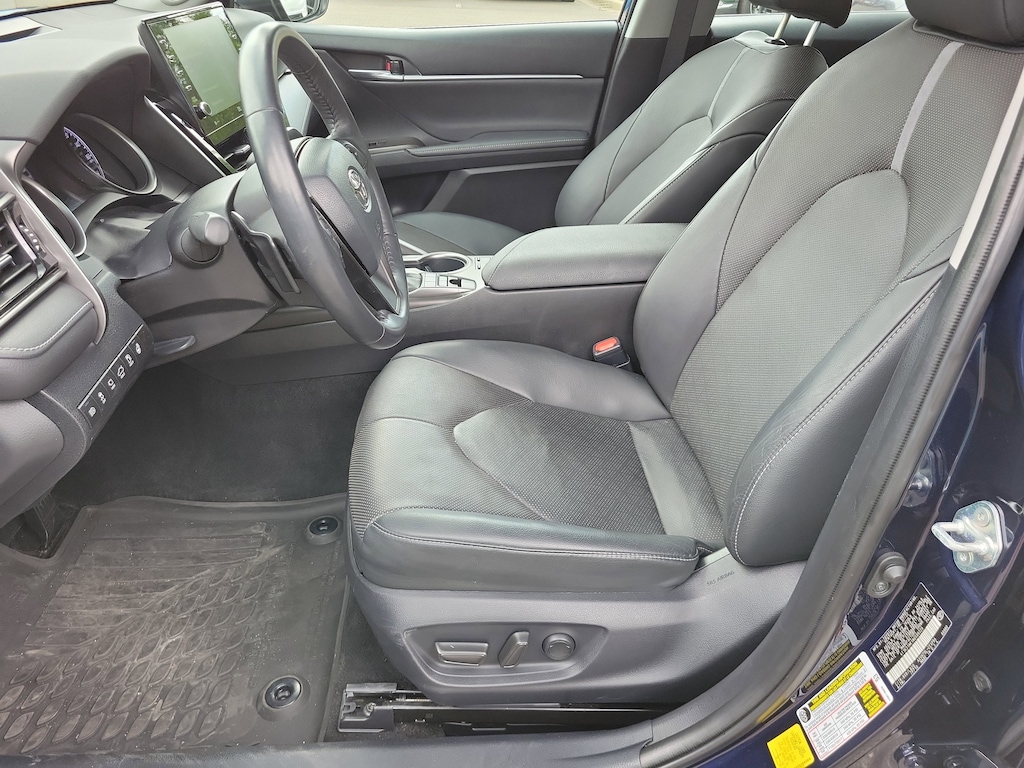 Used 2022 Toyota Camry Hybrid XSE Sedan