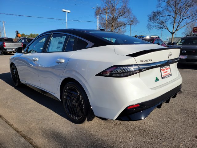 2026 Nissan Sentra SR - Photo 8