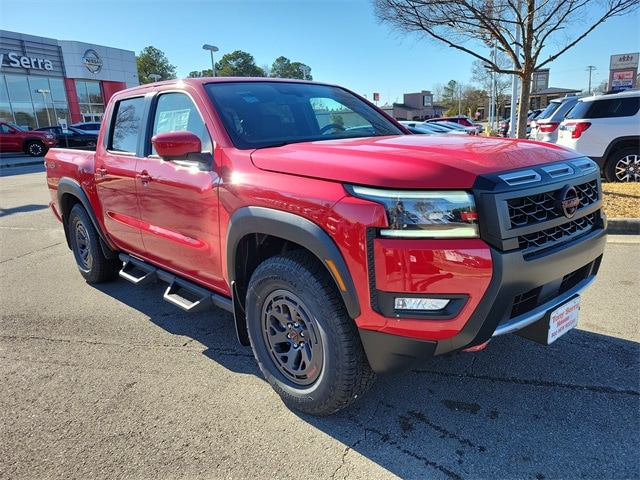 2026 Nissan Frontier PRO-X's photo