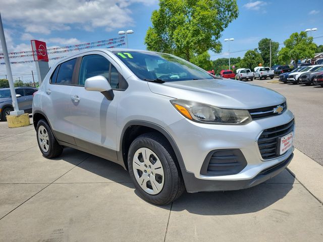 2017 Chevrolet Trax LS's photo