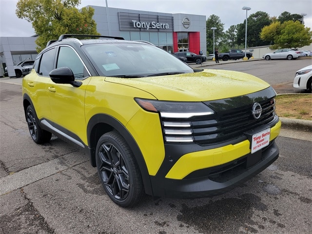 2026 Nissan KICKS SR's photo