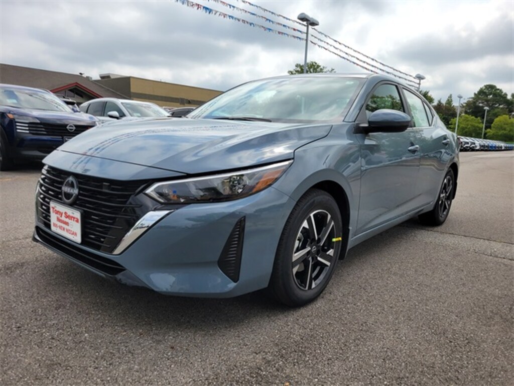 New 2025 Nissan Sentra SV Sedan